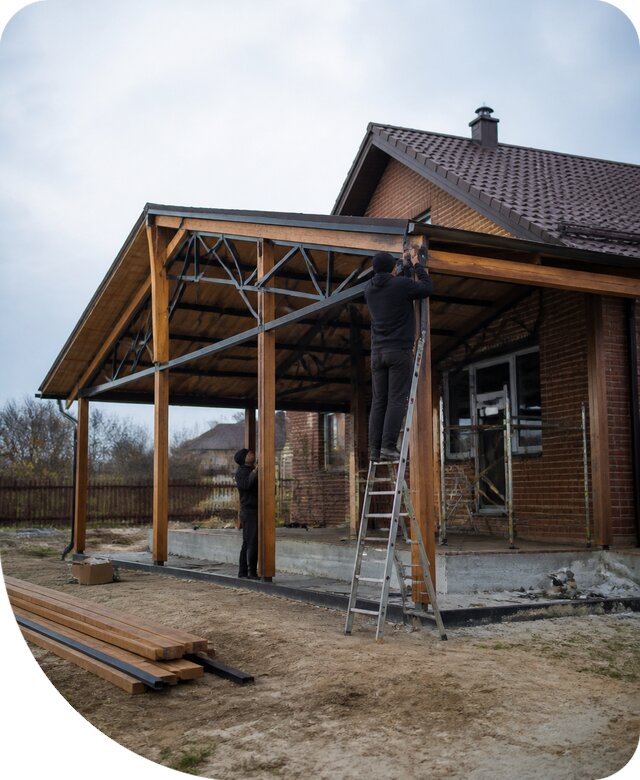 Пристройка навеса к дому и участку в Тюмени под ключ